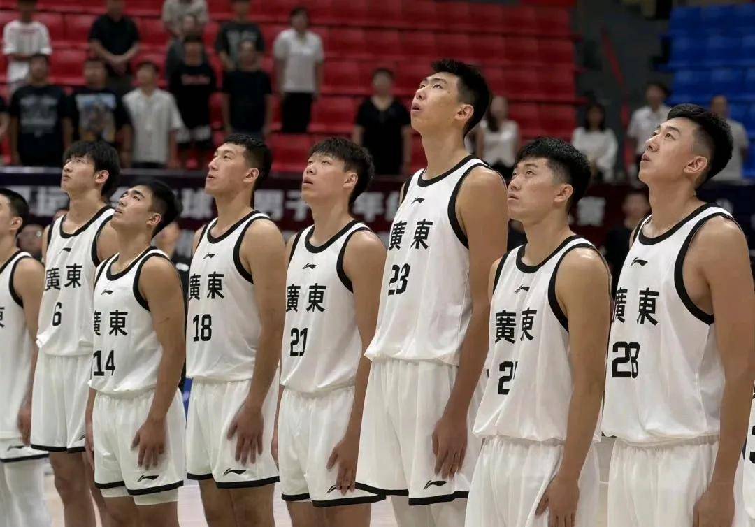 关于欧篮联最后时刻再迎强敌，深圳男篮外线爆发，主帅态度——目标明确，赛程密集仍需轮换的信息-开云在线注册