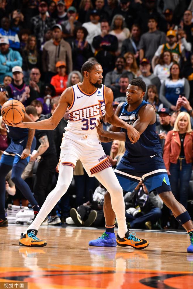 包含欧冠倒计时，洛杉矶快船训练课后篮板制胜，细节引发关注，令人意外，心理建设被强调的词条