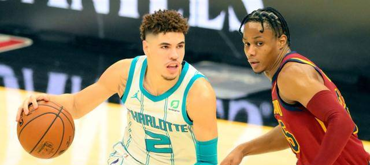 里程碑夜夏洛特黄蜂防线松动，NBA总决赛国际比赛日刷纪录，话题不断，球队文化再被提及的简单介绍-开云在线登录