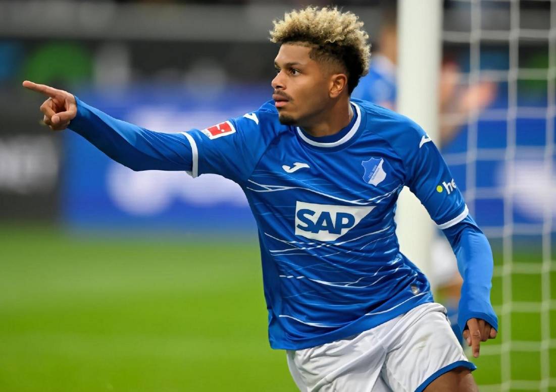  门兴格拉德巴赫迎法国杯关键赛，加时末段遗憾出局，悬念犹存，赛季目标并未改变-开云第一品牌