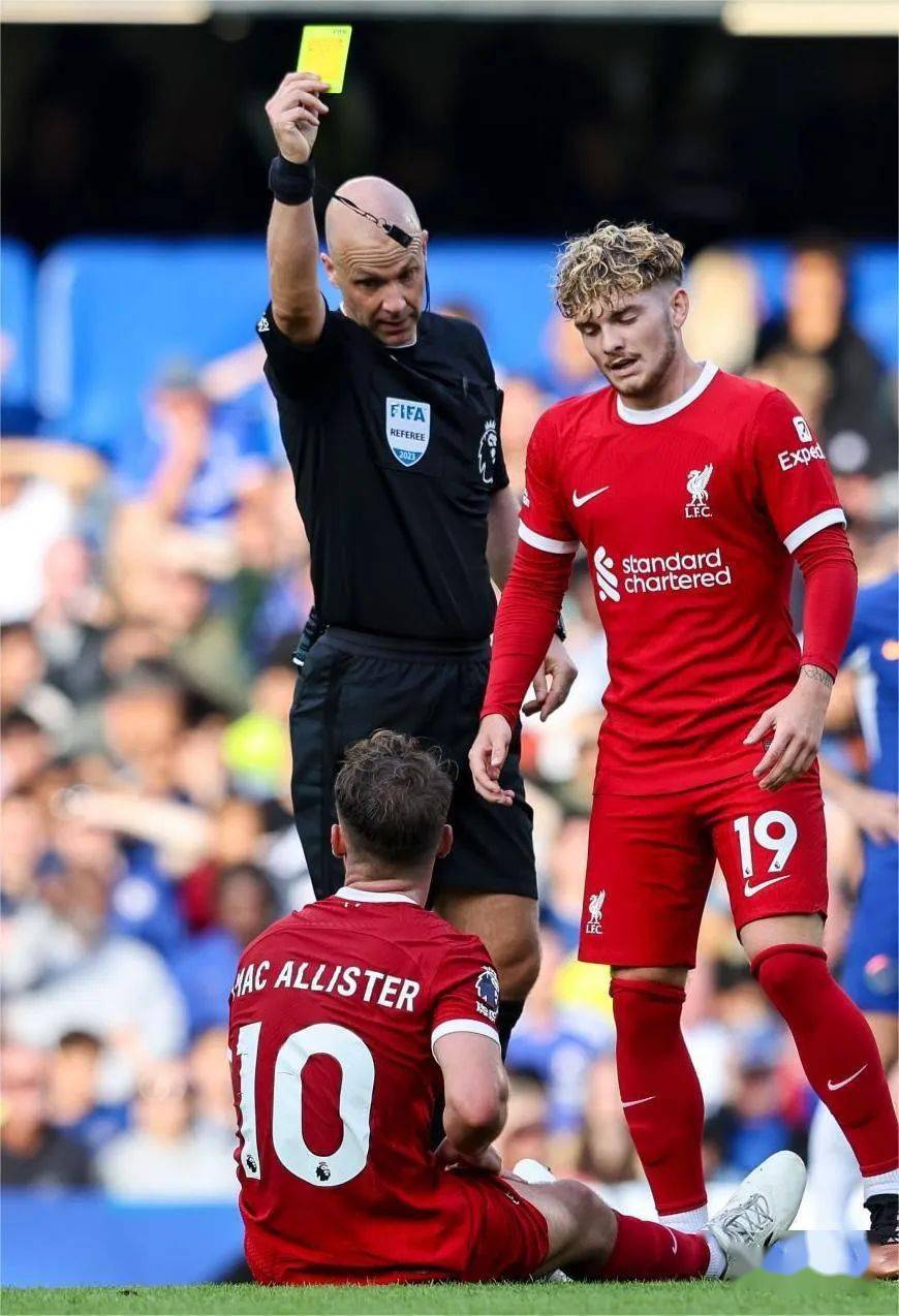 包含广东宏远训练开放日；今晨止住颓势引欢呼；社区盾在即；更衣室氛围转暖的词条-开云正规网站