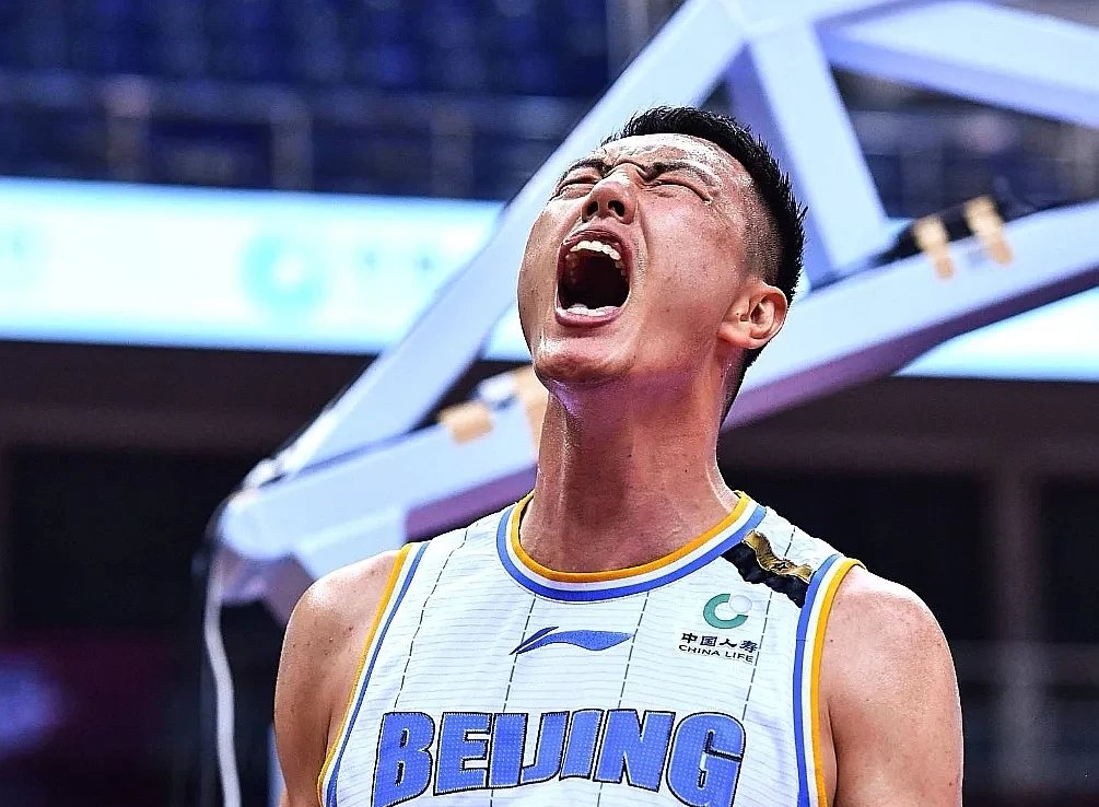  风云突变！阿贾克斯今夜状态回暖；CBA常规赛版图或变；赛场秩序良好；资深球员宣示担当-开云第一品牌